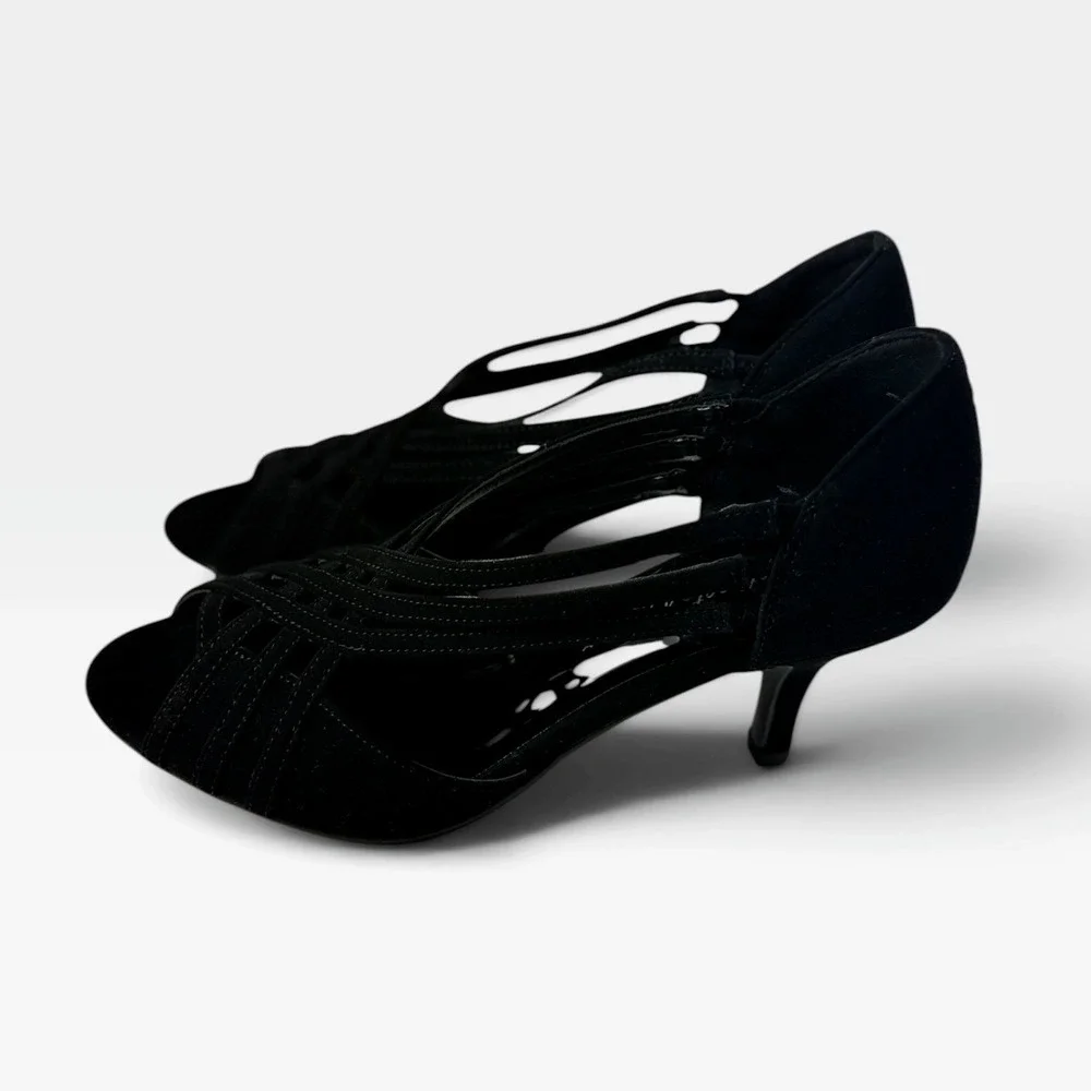 Easy Street Alive Kitten Heel Pumps Womens 7.5 M Black Strappy Peep Toe NWOB